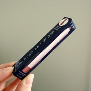 Tarte Maracuja Juicy Lip Liner in Soft Pink